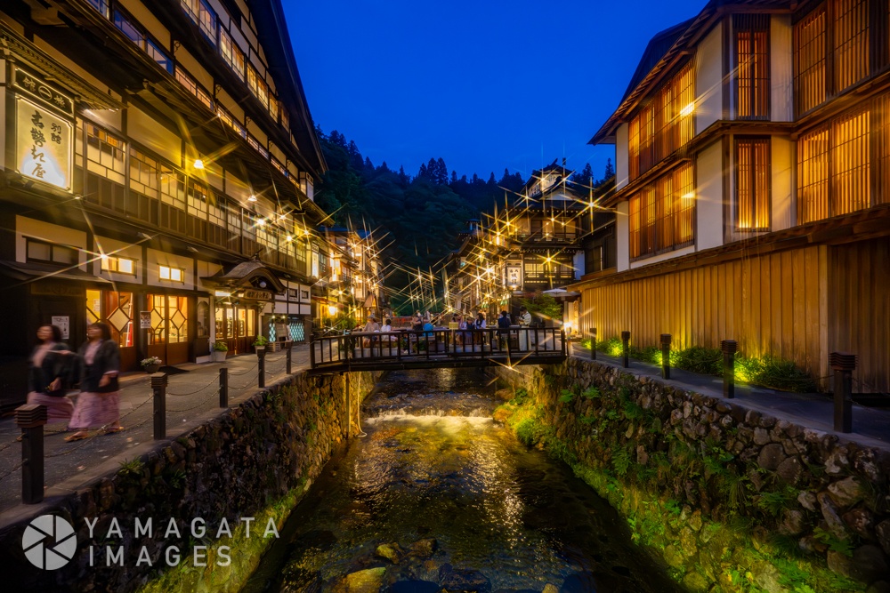 銀山温泉の夜景（尾花沢市）